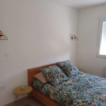 Holiday home Maison Emilion *